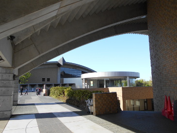 新潟県立博物館