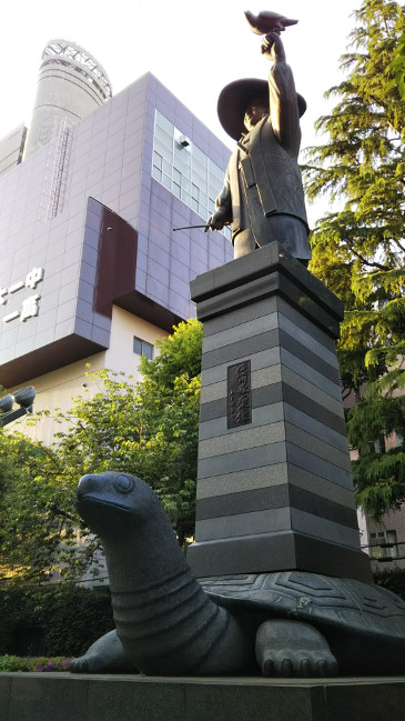 徳川家康像