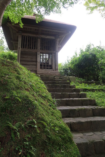 中尊寺　鐘楼