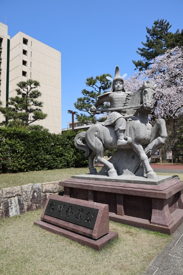 結城秀康像