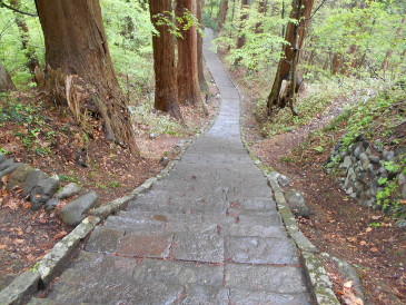 出羽三山　登山道