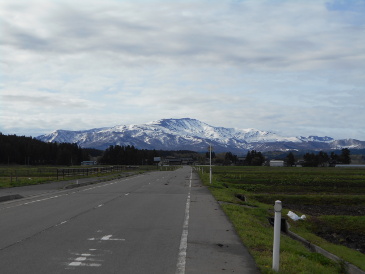 月山