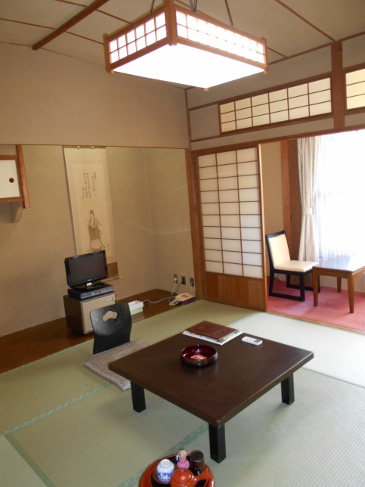 佐渡の旅館の部屋