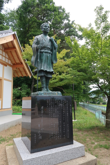 松尾芭蕉像　