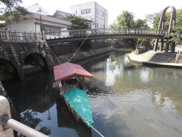 大垣市　川舟